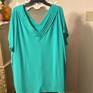 👗👗👗3 for 12$👗👗👗Cato V-Neck Blouse